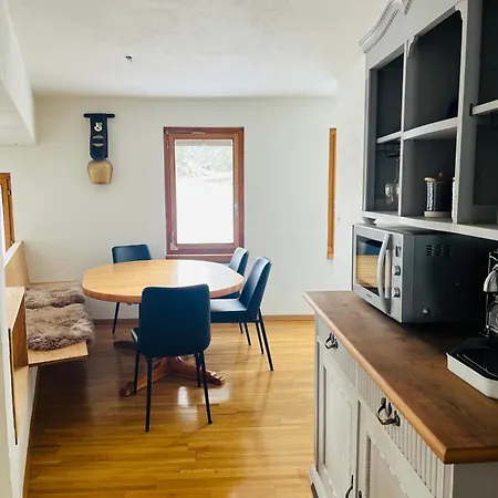 Apartmán Casa Alma, 3 Bedroom, Spacious With Sauna Flims